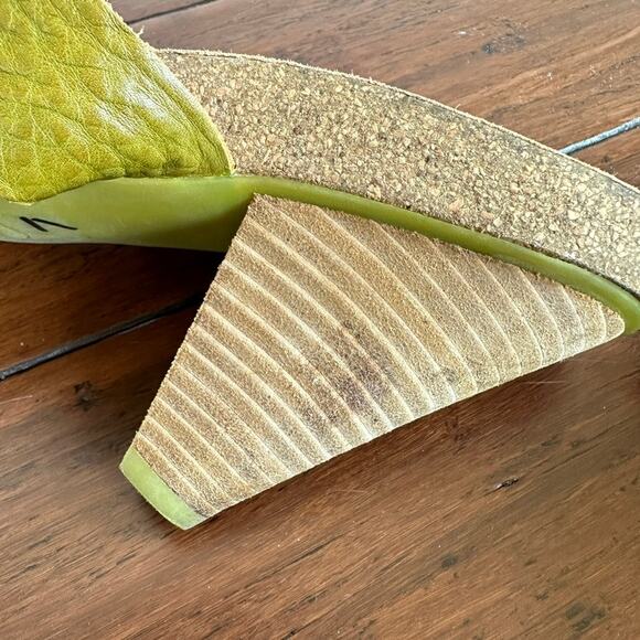 Kork Ease Mule Sandal Womens Sz10 Olive Green Leather Strap Wrapped Heel Slip On - Picture 7 of 12